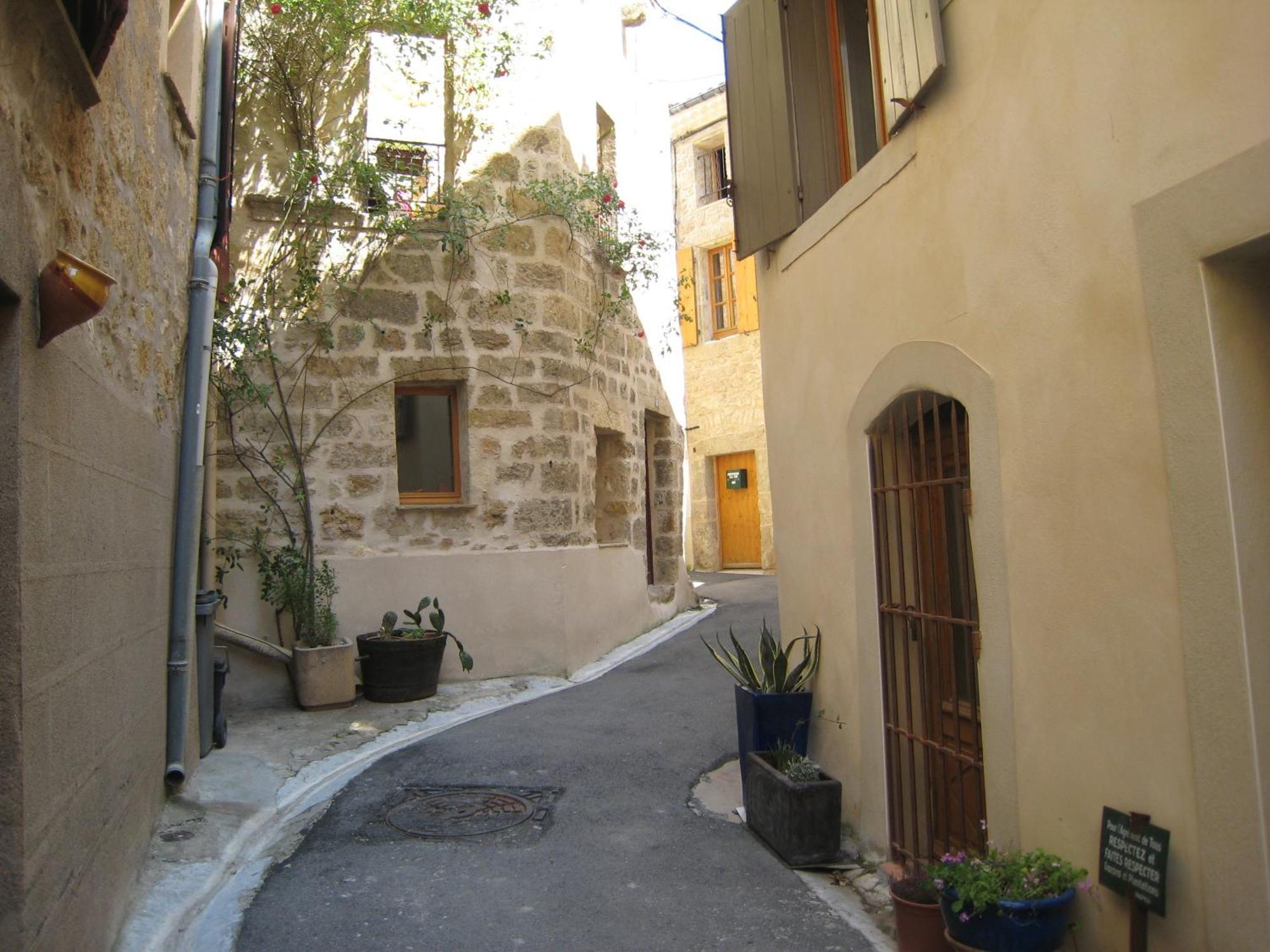 Petite Suite Douillette Saint-Pargoire Exterior photo